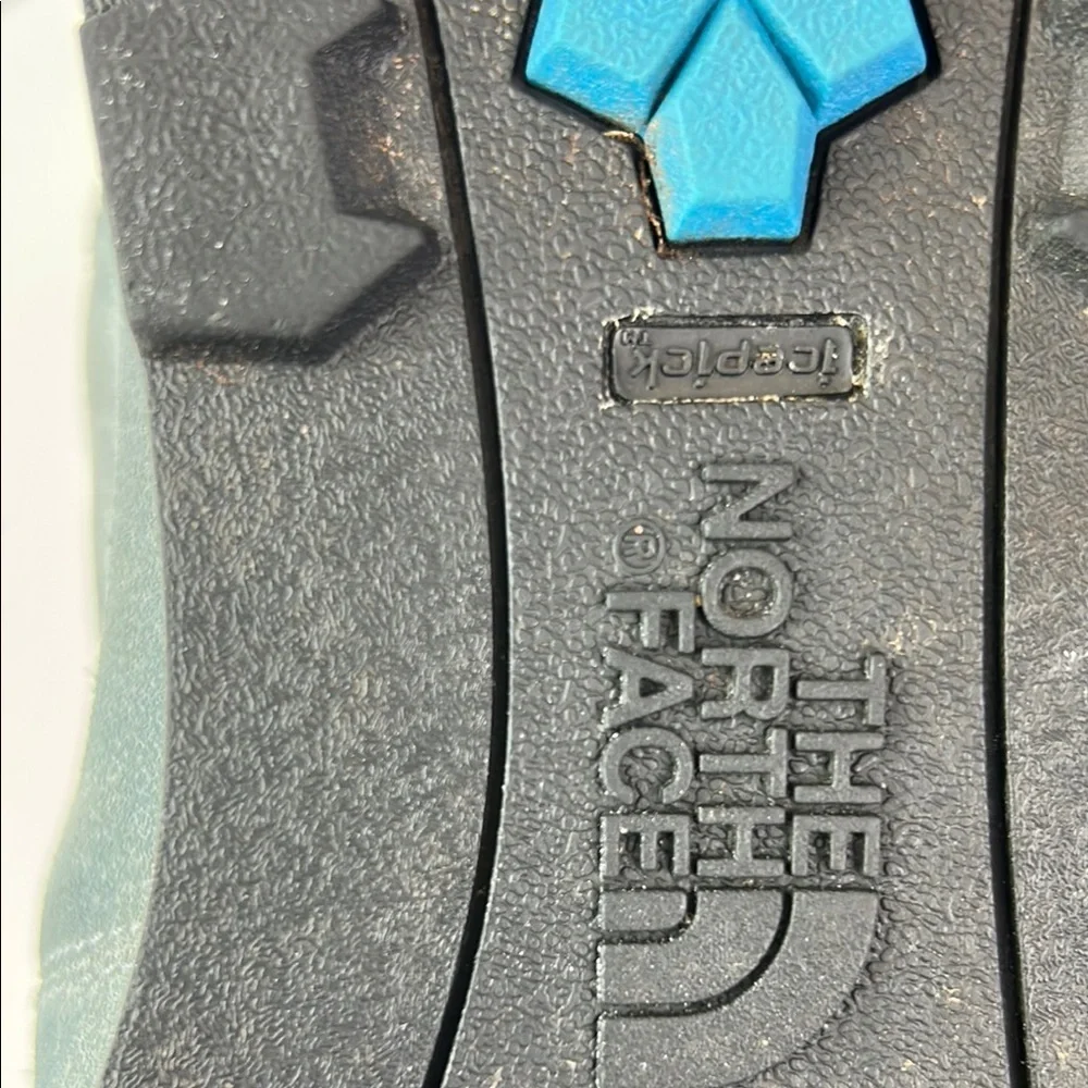 The North Face Larimer Waterproof Gray and Blue Outdoor Winter Mid Boots